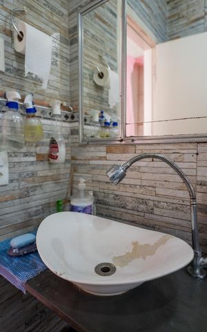 Casa à venda com 206m², 1 quarto e 3 vagas Casa à venda com 206m², 1 quarto e 3 vagasBanheiro