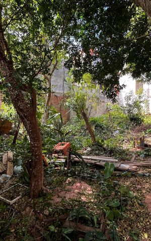 Casa à venda com 327m², 2 quartos e 1 vagaQuintal