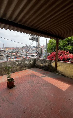 Casa à venda com 327m², 2 quartos e 1 vagaÁrea externa