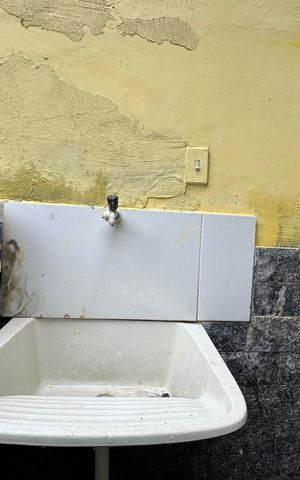 Casa de condomínio à venda com 90m², 2 quartos e 5 vagas Casa de condomínio à venda com 90m², 2 quartos e 5 vagasÁrea de Serviço