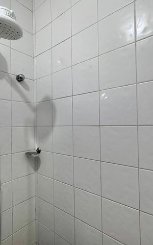 Casa de condomínio à venda com 90m², 2 quartos e 5 vagas Casa de condomínio à venda com 90m², 2 quartos e 5 vagasSuíte 2 - Banheiro