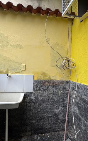 Casa de condomínio à venda com 90m², 2 quartos e 5 vagas Casa de condomínio à venda com 90m², 2 quartos e 5 vagasÁrea de Serviço