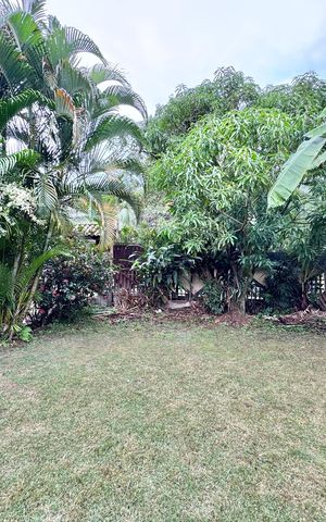 Casa de condomínio à venda com 90m², 2 quartos e 5 vagas Casa de condomínio à venda com 90m², 2 quartos e 5 vagasÁrea externa