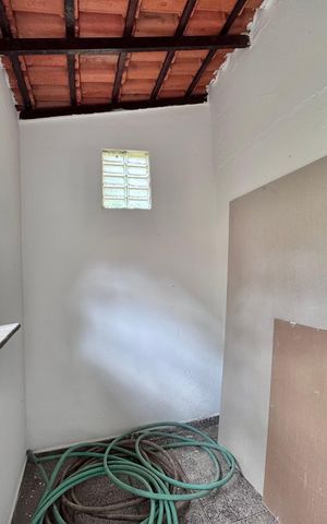 Casa de condomínio à venda com 90m², 2 quartos e 5 vagas Casa de condomínio à venda com 90m², 2 quartos e 5 vagasÁrea externa - Compartimento Guarda Itens