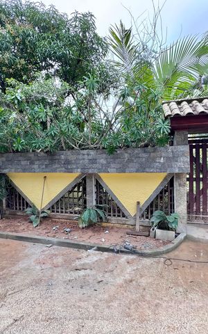 Casa de condomínio à venda com 90m², 2 quartos e 5 vagas Casa de condomínio à venda com 90m², 2 quartos e 5 vagasFachada
