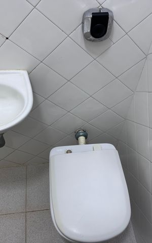 Casa de condomínio à venda com 90m², 2 quartos e 5 vagas Casa de condomínio à venda com 90m², 2 quartos e 5 vagasSuíte 1 - Banheiro