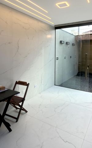 Casa para alugar com 240m², 4 quartos e 3 vagasSala