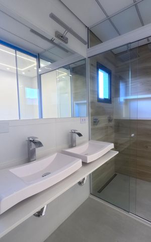 Casa para alugar com 240m², 4 quartos e 3 vagasBanheiro da Suíte 3