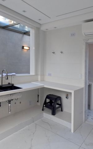 Casa para alugar com 240m², 4 quartos e 3 vagasCozinha