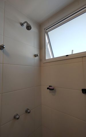 Apartamento à venda com 80m², 2 quartos e 2 vagasBanheiro da Suíte