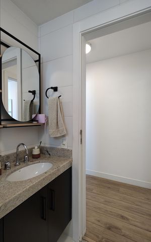 Apartamento à venda com 80m², 2 quartos e 2 vagasBanheiro Social