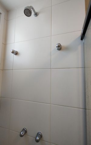 Apartamento à venda com 80m², 2 quartos e 2 vagasBanheiro Social