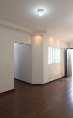 Casa para alugar com 176m², 4 quartos e 3 vagasSala