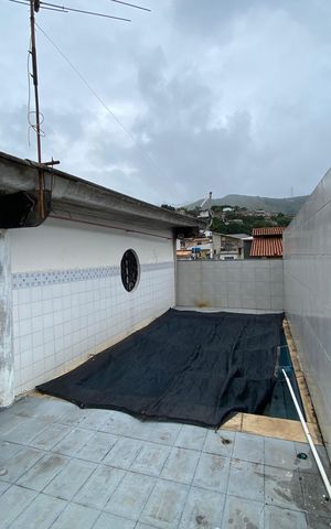 Casa à venda com 175m², 5 quartos e 2 vagas Casa à venda com 175m², 5 quartos e 2 vagasÁrea Externa