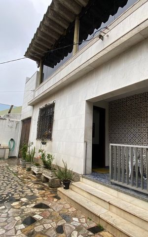 Casa à venda com 175m², 5 quartos e 2 vagas Casa à venda com 175m², 5 quartos e 2 vagasÁrea Externa