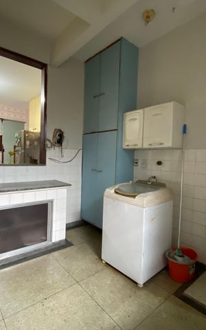 Casa à venda com 175m², 5 quartos e 2 vagas Casa à venda com 175m², 5 quartos e 2 vagasÁrea de Serviço