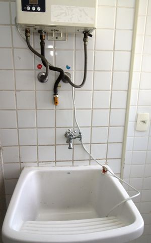 Apartamento à venda com 60m², 2 quartos e 1 vagaÁrea de Serviço