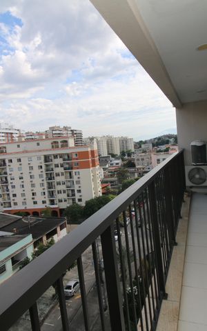Apartamento à venda com 60m², 2 quartos e 1 vagaVaranda