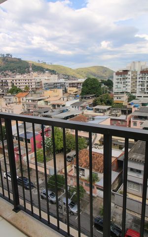 Apartamento à venda com 60m², 2 quartos e 1 vagaVaranda