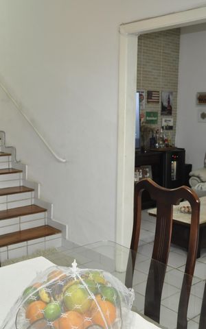 Apartamento à venda com 75m², 2 quartos e 2 vagasSala