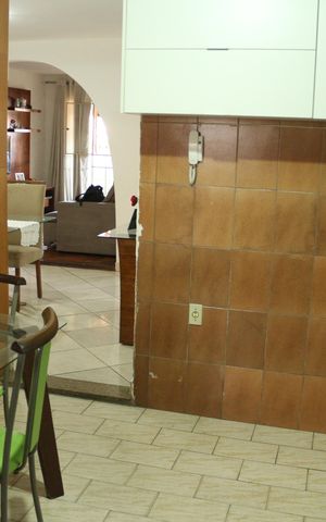 Casa à venda com 130m², 3 quartos e 2 vagasCozinha