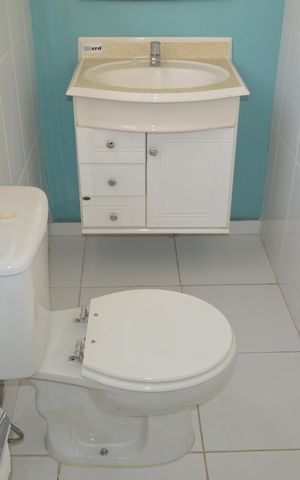 Apartamento à venda com 141m², 3 quartos e sem vagaBanheiro da Suíte  