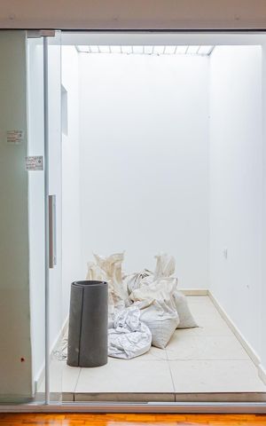Casa à venda com 160m², 4 quartos e 5 vagas Casa à venda com 160m², 4 quartos e 5 vagasJardim