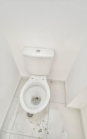 Apartamento para alugar com 74m², 2 quartos e 2 vagas Apartamento para alugar com 74m², 2 quartos e 2 vagasLavabo