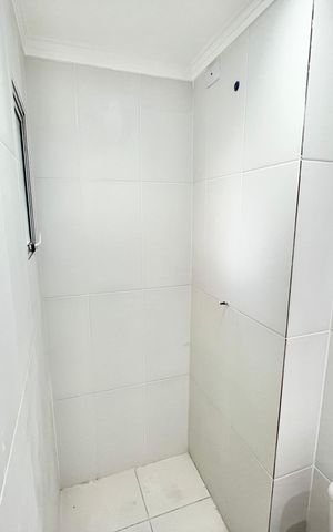 Apartamento para alugar com 74m², 2 quartos e 2 vagas Apartamento para alugar com 74m², 2 quartos e 2 vagasBanheiro da suíte