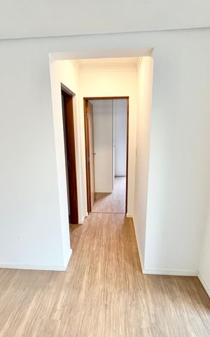 Apartamento para alugar com 74m², 2 quartos e 2 vagas Apartamento para alugar com 74m², 2 quartos e 2 vagasCorredor