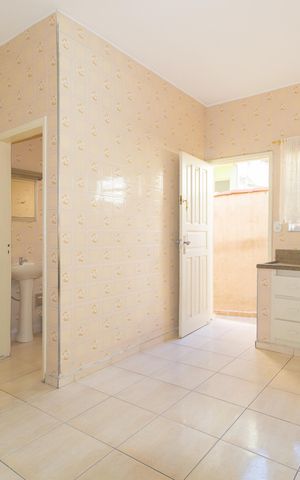 Casa à venda com 220m², 3 quartos e 2 vagasEdícula Cozinha
