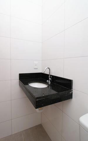 Apartamento à venda com 42m², 2 quartos e sem vagaBanheiro