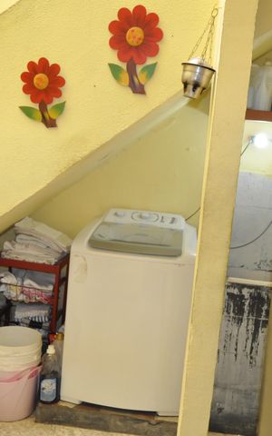 Casa à venda com 200m², 5 quartos e 1 vagaÁrea de Serviço