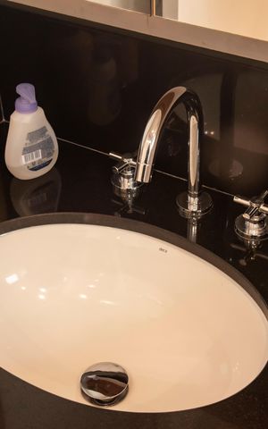 Apartamento à venda com 170m², 3 quartos e 3 vagasBanheiro da Suíte 2