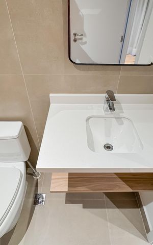 Studio à venda com 25m², 1 quarto e sem vaga Studio à venda com 25m², 1 quarto e sem vagaBanheiro