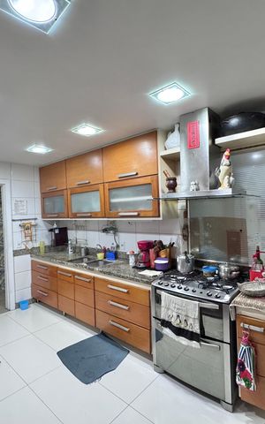 Apartamento à venda com 400m², 5 quartos e 4 vagas Apartamento à venda com 400m², 5 quartos e 4 vagasCozinha
