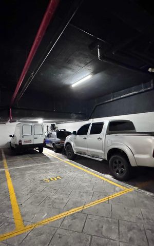Apartamento à venda com 400m², 5 quartos e 4 vagas Apartamento à venda com 400m², 5 quartos e 4 vagasGaragem