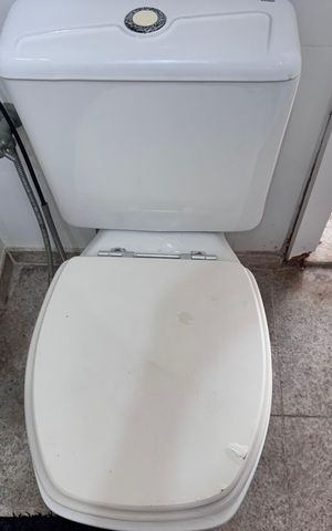 Apartamento à venda com 400m², 5 quartos e 4 vagas Apartamento à venda com 400m², 5 quartos e 4 vagasBanheiro da Suíte 4
