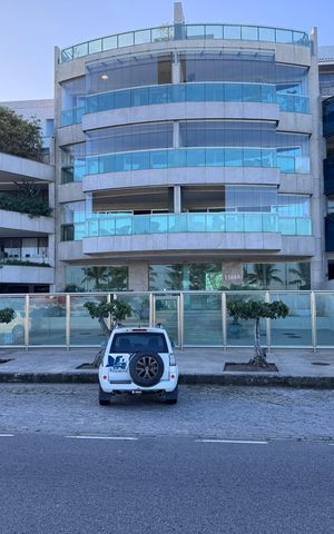 Apartamento à venda com 400m², 5 quartos e 4 vagas Apartamento à venda com 400m², 5 quartos e 4 vagasFachada