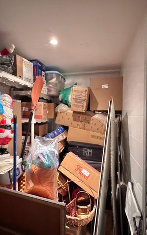 Apartamento à venda com 400m², 5 quartos e 4 vagas Apartamento à venda com 400m², 5 quartos e 4 vagasDespensa