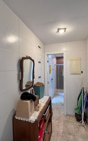 Apartamento à venda com 400m², 5 quartos e 4 vagas Apartamento à venda com 400m², 5 quartos e 4 vagasCorredor