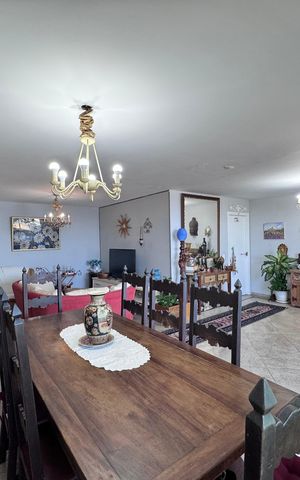 Apartamento à venda com 400m², 5 quartos e 4 vagas Apartamento à venda com 400m², 5 quartos e 4 vagasSala