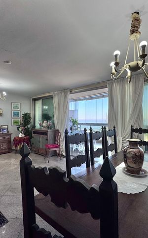 Apartamento à venda com 400m², 5 quartos e 4 vagas Apartamento à venda com 400m², 5 quartos e 4 vagasSala