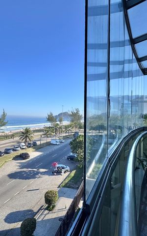 Apartamento à venda com 400m², 5 quartos e 4 vagas Apartamento à venda com 400m², 5 quartos e 4 vagasVista Varanda da Sala