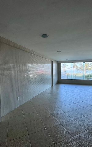 Apartamento à venda com 400m², 5 quartos e 4 vagas Apartamento à venda com 400m², 5 quartos e 4 vagasÁrea comum
