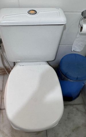 Apartamento à venda com 400m², 5 quartos e 4 vagas Apartamento à venda com 400m², 5 quartos e 4 vagasBanheiro da Suíte