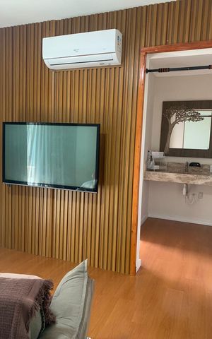 Casa à venda com 400m², 5 quartos e 6 vagas Casa à venda com 400m², 5 quartos e 6 vagasSala Casa 1