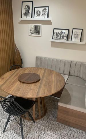 Casa à venda com 400m², 5 quartos e 6 vagas Casa à venda com 400m², 5 quartos e 6 vagasSala de Jantar Casa 1