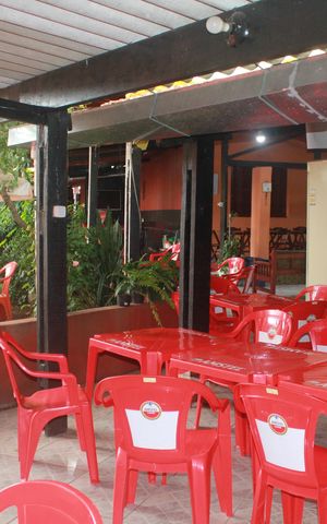 Casa à venda com 880m², 1 quarto e 10 vagasQuintal