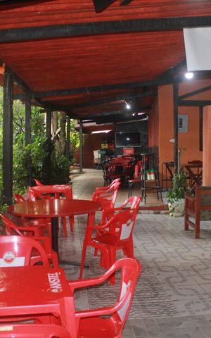 Casa à venda com 880m², 1 quarto e 10 vagasQuintal